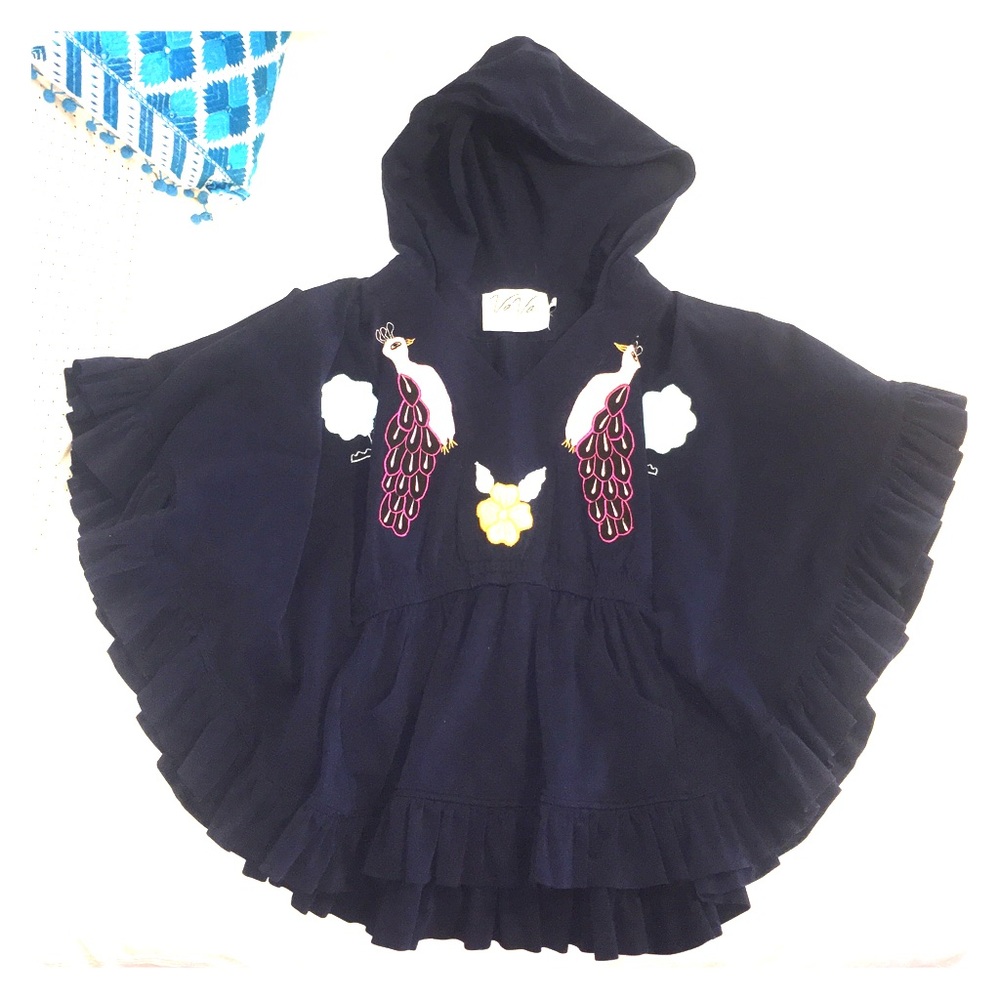 Anthropologie pullover cape-hoodie